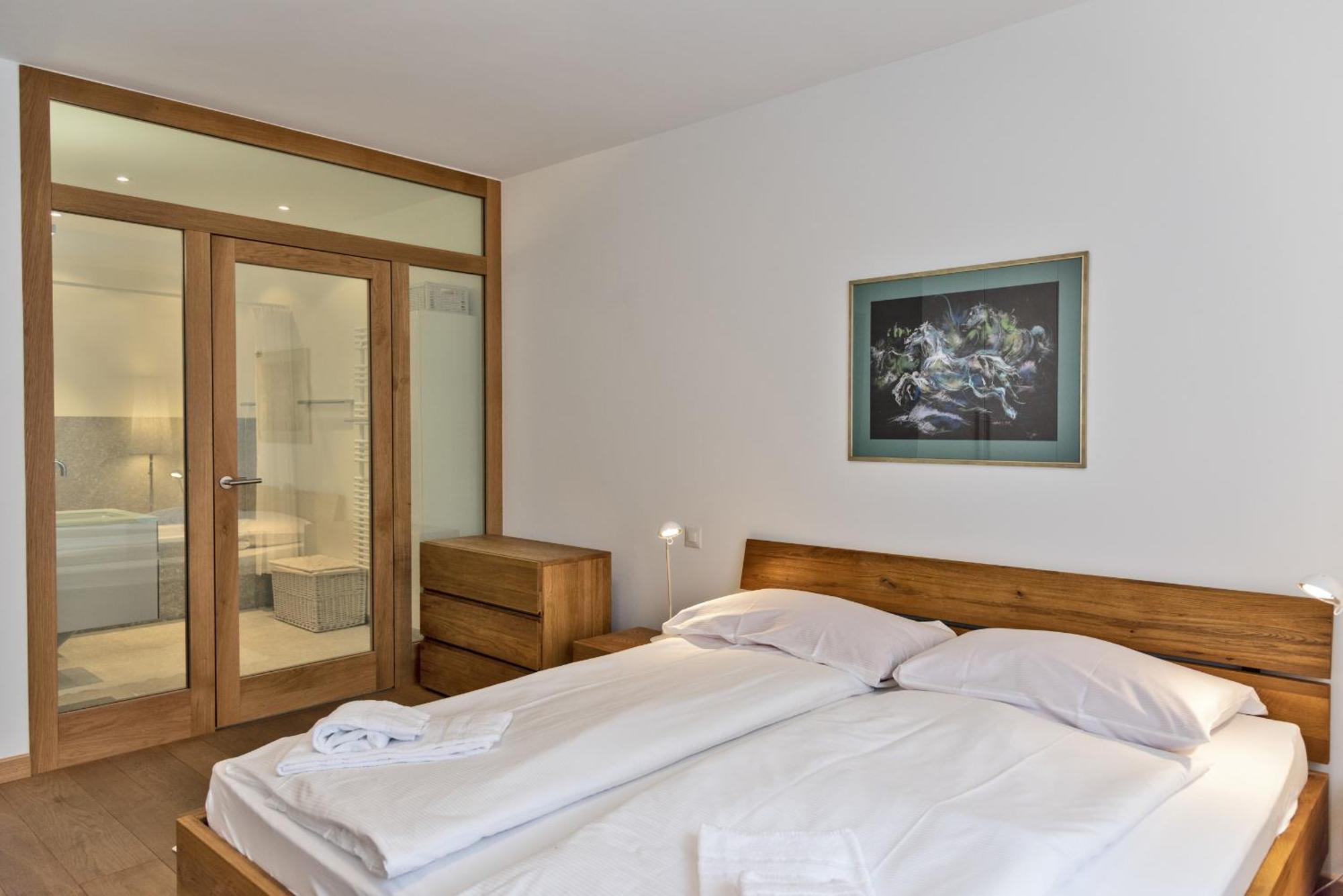 Chesa Chalavus - St. Moritz Apartment Luaran gambar